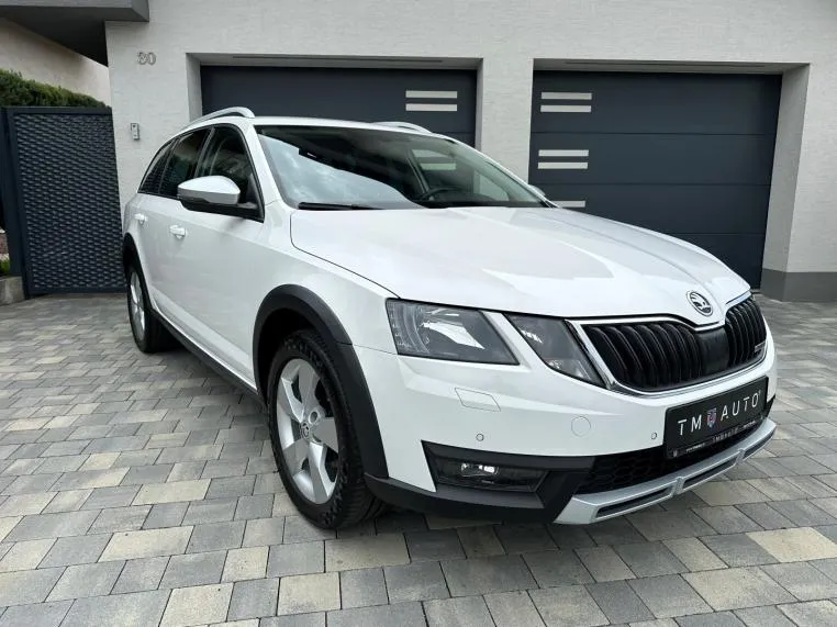 Škoda Octavia Combi 2.0 TDI Scout DSG 4x4